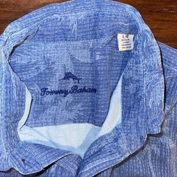 Tommy Bahama 100% Silk Buttonfront Shirt - Picture 5 of 5